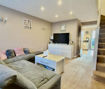 2 bedroom House To Let - Photo 2
