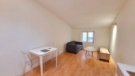 Location Appartement 1 pièce 26m² VALENCE 26000 - Photo 2