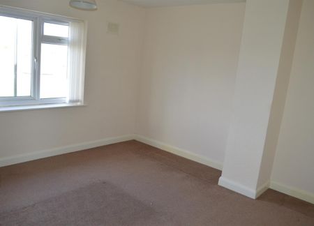 Quinton Park, Cheylesmore, Coventry CV3 5HZ - Photo 3