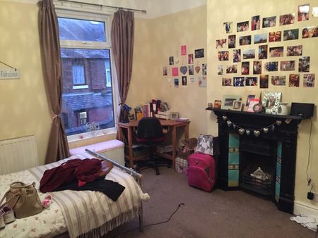 Room in a Shared House, Beechbank Road, L18 - Photo 4