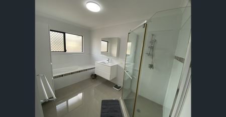 FULLY FURNISHED 4 bedroom home in Trinity Park - Photo 5