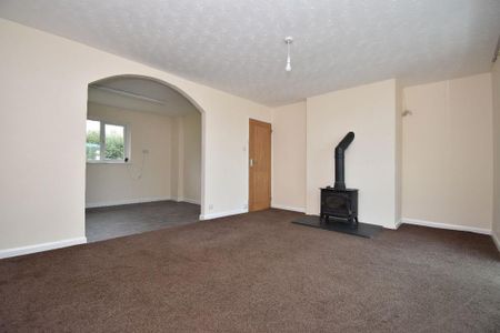 3 bedroom bungalow to rent - Photo 3