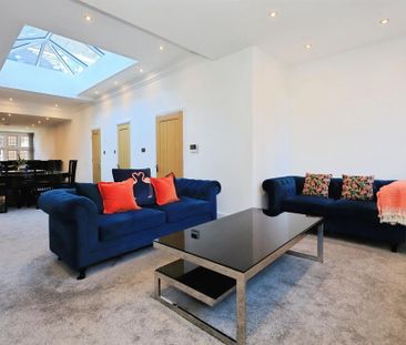3 bedroom apartment to rent - Photo 1