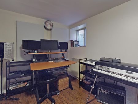 For Lease - 203 Rushton Road, Toronto, Ontario - Photo 2