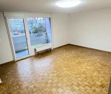 Beautiful bright 3 1/2 room apartment - Photo 2