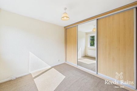 86 Trossachs Drive, Finaghy, Belfast, BT10 0HU - Photo 5