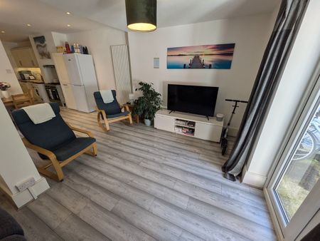 2 Bed Flat, Francemary Road, SE4 - Photo 4