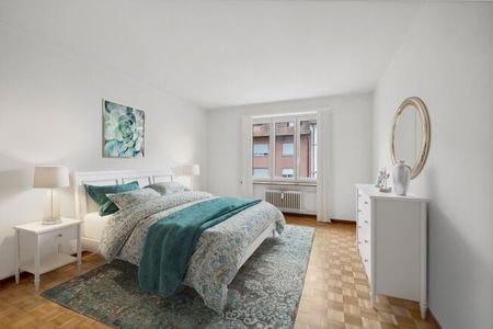 LIVING WITH CHARM - Photo 3