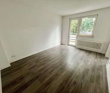 Schöne 2-Zimmer-Wohnung mit Balkon und modernem Bad! - Foto 3