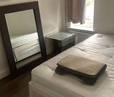 Single room to let located close to seven king station- £500 pcm - Photo 2