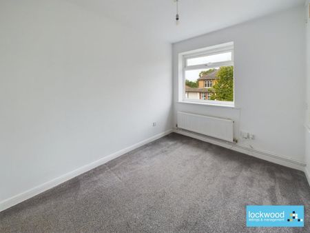 2 bedroom maisonette to rent - Photo 2