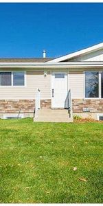 Spacious Main Floor Rental in Desirable Allendale! - Photo 4