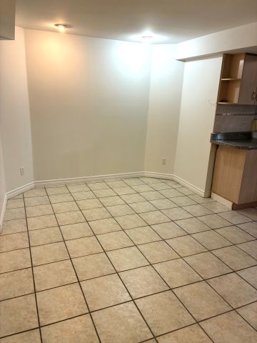 For Lease - 37 Depeuter Crescent, Bradford West Gwillimbury, Ontario - Photo 5