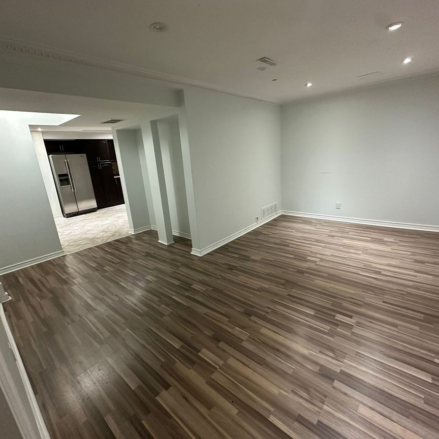 For Lease - 1865 Cricket Lane Unit# Basement, Pickering, Ontario - Photo 1