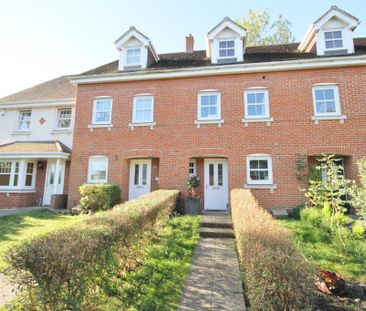 Campbell Fields, Aldershot, Hampshire, GU11 3TZ - Photo 4