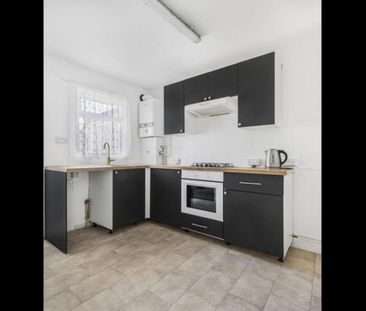 2 Bed Terraced House, Mason Street, RG1 - Photo 4