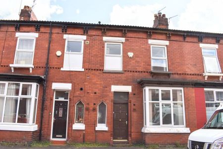 5 bedroom terraced house to rent - Photo 4