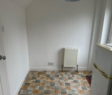 1 bedroom end of terrace house to rent - Photo 6