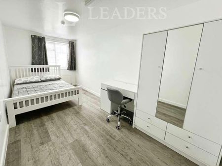 Bridge Street, Buckingham, MK18 - Photo 5