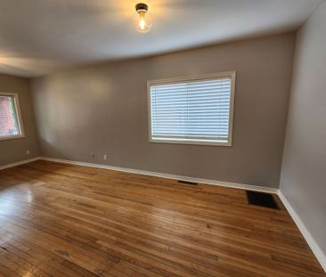 For Lease - 16 Sixteenth Street, Toronto, Ontario - Photo 1