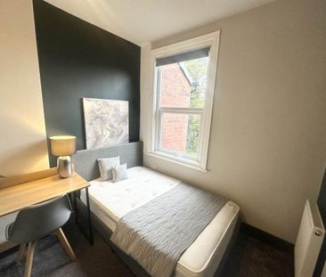 1 bedroom in a house share to rent - Photo 6