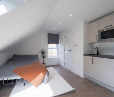Studio to rent - Photo 5