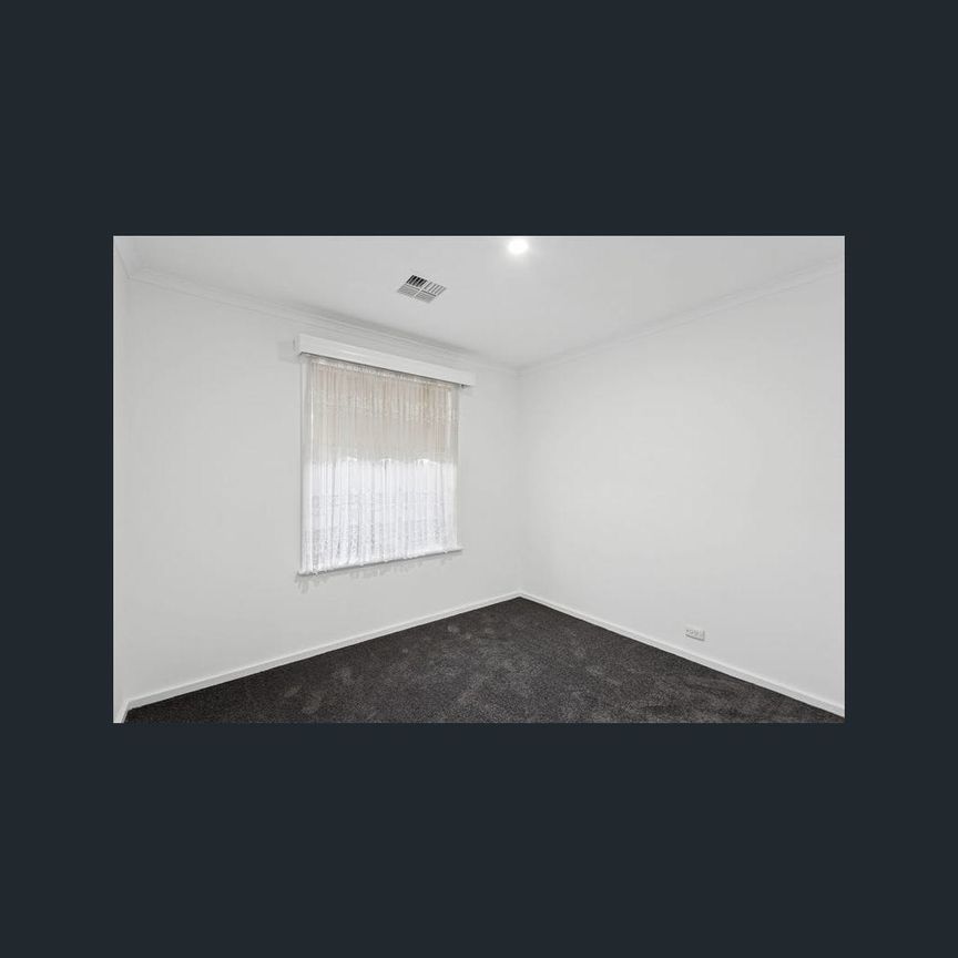 4 Phoebe Avenue, Modbury Heights, SA 5092 - Photo 1