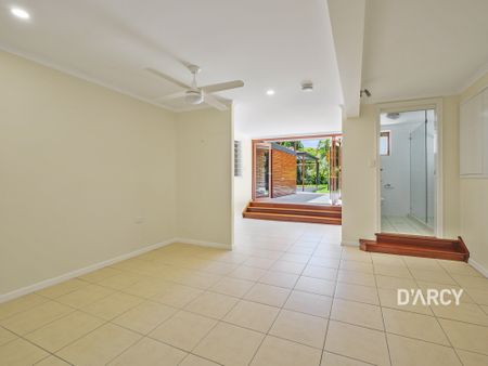 32 WOODLAND ST - Photo 3