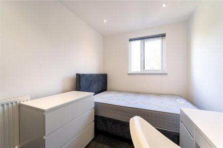 6 bedroom house to rent - Photo 3
