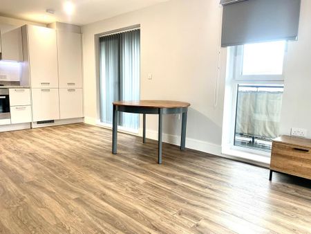2 bedroom apartment to rent - Photo 5