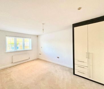 2 bedroom maisonette to rent - Photo 3