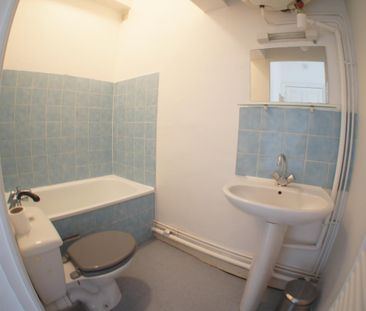 Location Appartement 1 pièce 11m² ANGERS 49100 - Photo 3