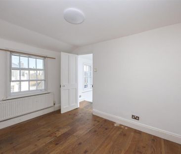 2 bedroom maisonette to rent - Photo 4