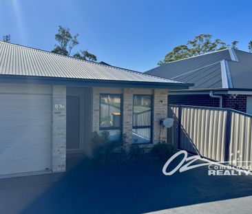 Spacious Villa Overlooking the Golf Course – Modern Living with Ene... - Photo 2