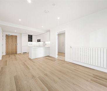 2 Banks Road, London, SE3 - Photo 3