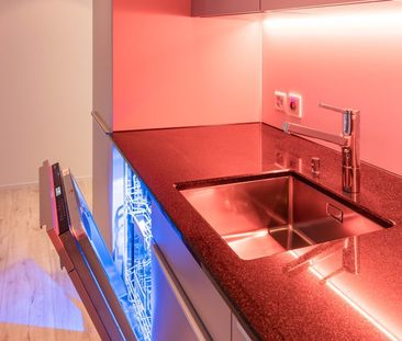 Modern, bright 1.5 ZWHG OG, 9 m² conservatory & 1 PARKING SPACE INC... - Foto 6