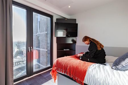 1 bedroom in a flat share to rent - Photo 5