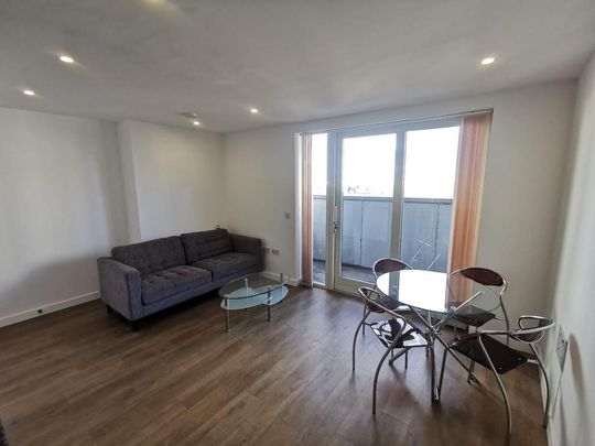 1 bedroom apartment to rent - Photo 1