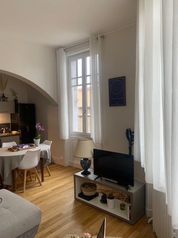 Appartement T2 à louer à Roanne - Gare - Photo 3