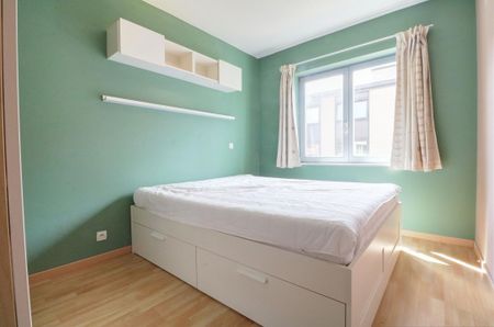 Appartement - à louer - Photo 2