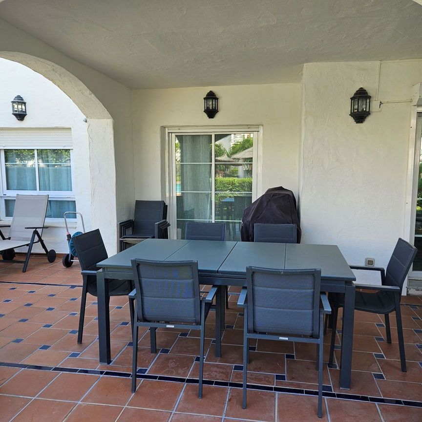Ground Floor Apartment in San Pedro de Alcántara - Photo 1