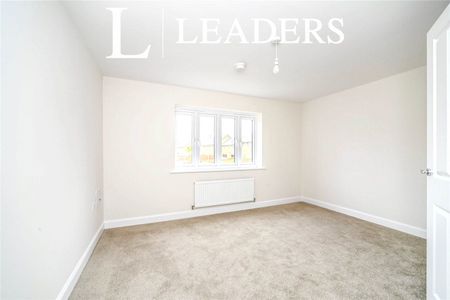 4 bedroom townhouse to rent Southern Cross, Wixams, Bedford, Bedfordshire, MK42 - Photo 2