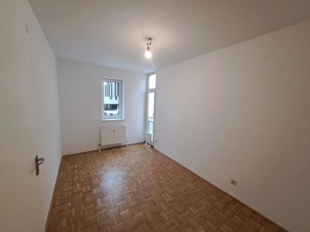 Schöne und zentrale 2-Zimmer Wohnung mitLoggia in der Kaisergasse 12 - 14 , Top 8 - Photo 3