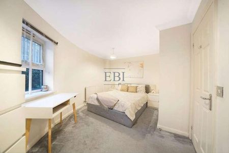 Walkers Lodge, Manchester Road, London, E14 - Photo 5