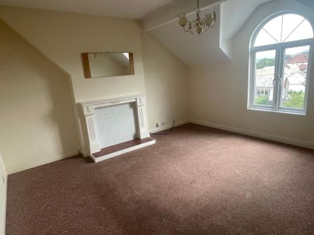 3 bedroom flat to rent - Photo 5