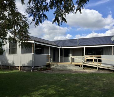 Your Next Family Home - Photo 5