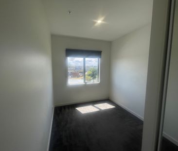 Modern Lifestyle & Perfect Location - Photo 1