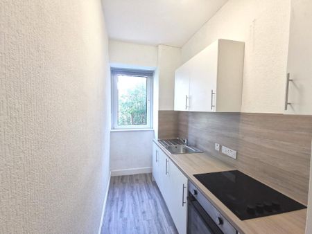 1 bedroom flat to rent - Photo 2