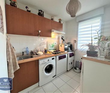 Location Appartement 2 pièces 50m² CAUSSADE 82300 - Photo 3