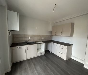 Location Appartement 3 pièces 78m² VICHY 03200 - Photo 2